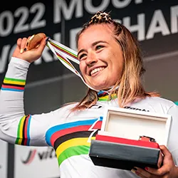 636253606c32a2200823d385_Nicole Göldi_ritratto