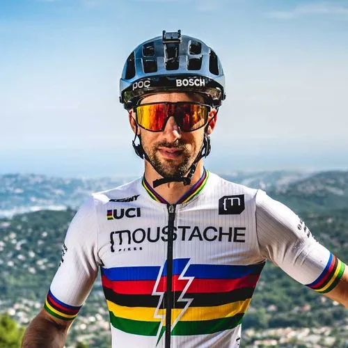 6362538c797b679b4fe0fcbc_Jérôme Gilloux_ritratto-p-500