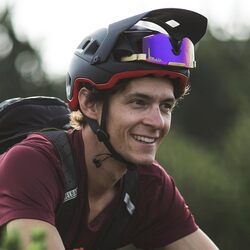 influencer-d68ce871_1593728258344_original._CR554,0,2000,2000_._FMjpg_-2-2